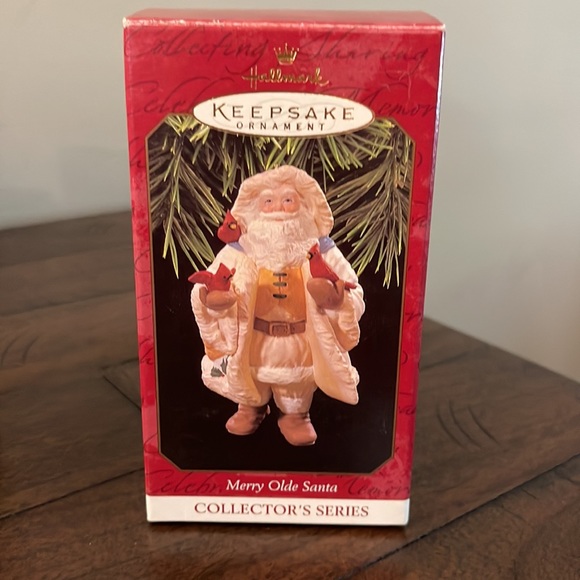 Vintage Hallmark Collector's Series "Merry Old Santa" - Picture 10 of 16